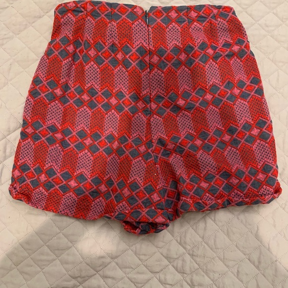 Tularosa Claire Embroidered Shorts - Picture 4 of 4